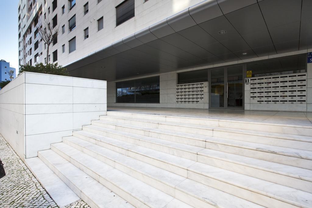 Oriente Marina Apartments By Apt Iin - Parque Das Nacoes リスボン エクステリア 写真